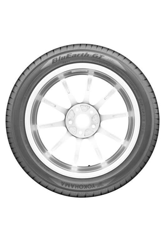 Yokohama AE51B tires in Quebec | Point S